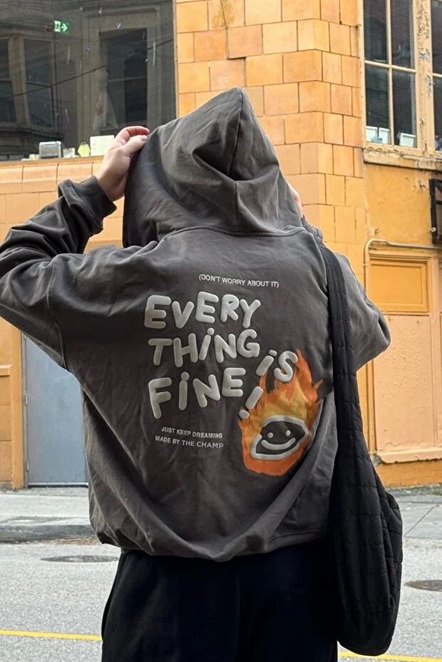 Unisex Oversize Sweatshirt Hoodie Every Thing Is Fine Baskılı Bordo–3 İplik Şardonlu Polar, Cepli